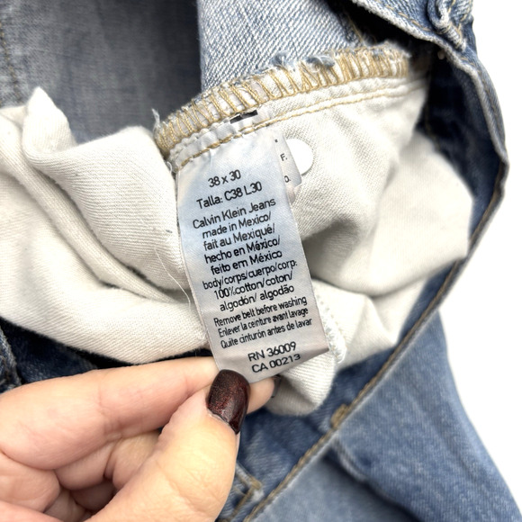 Vintage 00s Calvin Klein Relaxed Straight Medium Wash Jeans 38x30 Made in Mexico - Picture 8 of 15